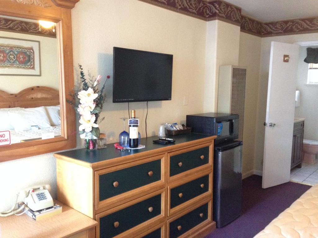 Travelers Inn And Suites South Lake Tahoe Szoba fotó